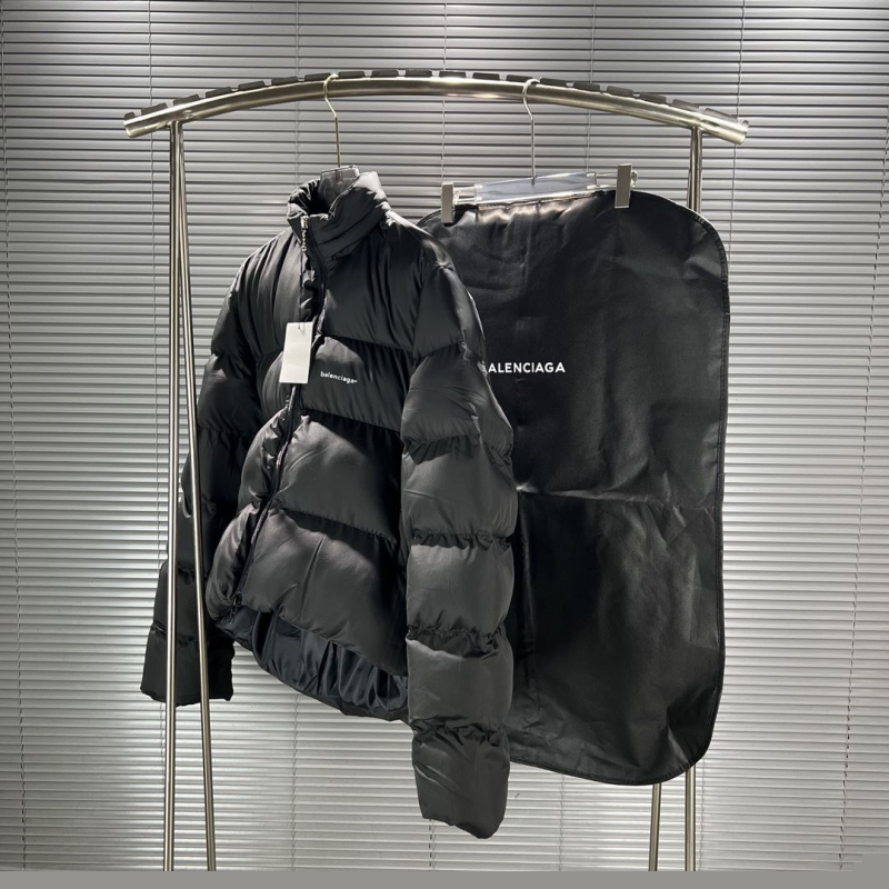 Ba*len*cia*ga down coat